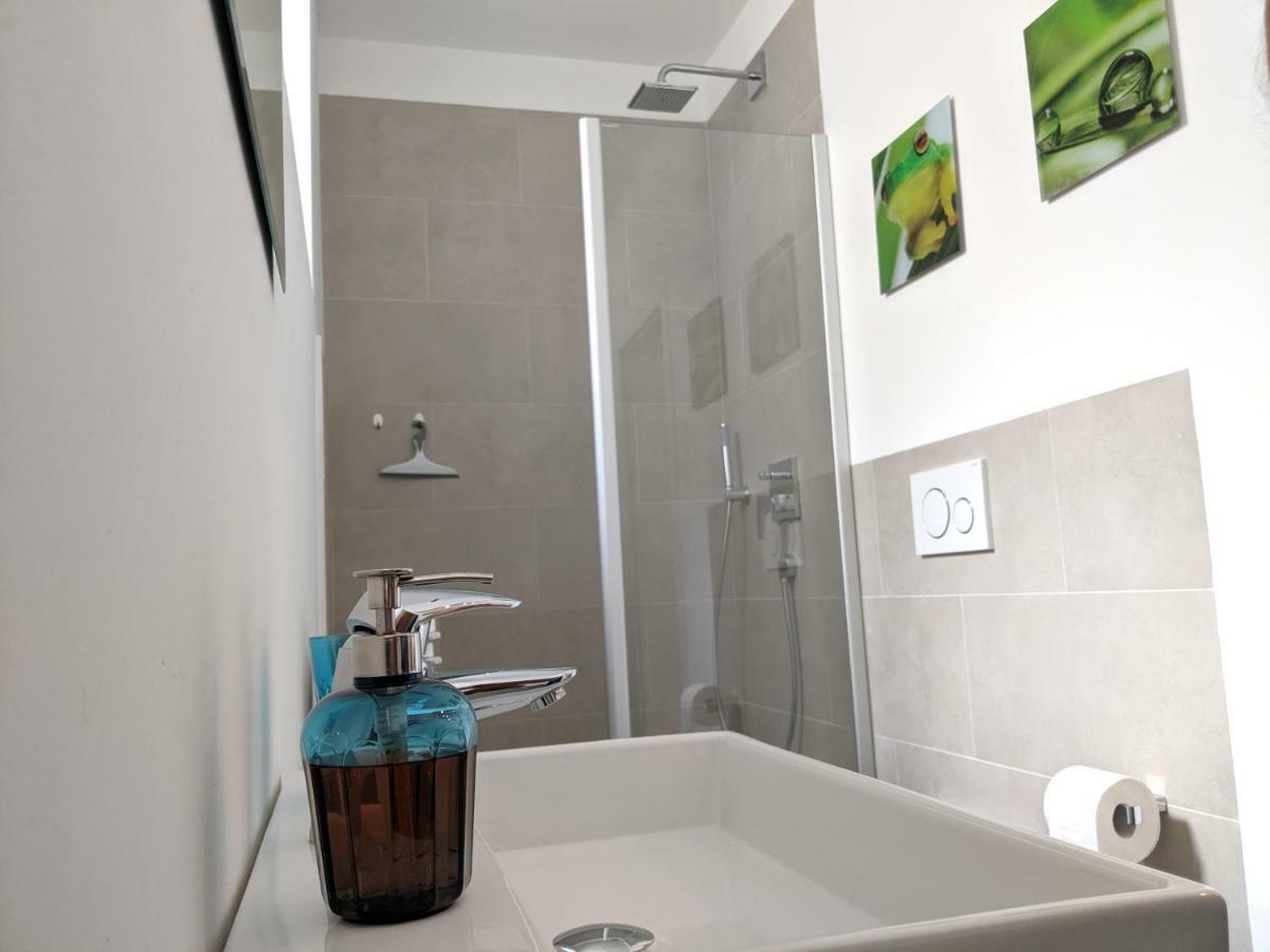 1 Zimmer Apartment Ratingen Ost Екстер'єр фото
